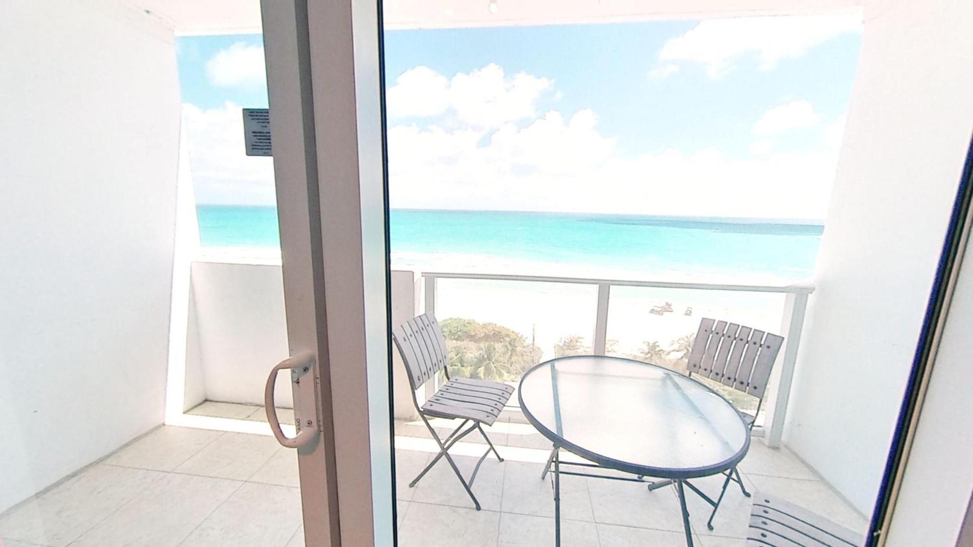 Castle 828 Oceanfront View With Balcony, Pool, Tennis, Beach Access And Free Parking! Miami Beach Camera foto