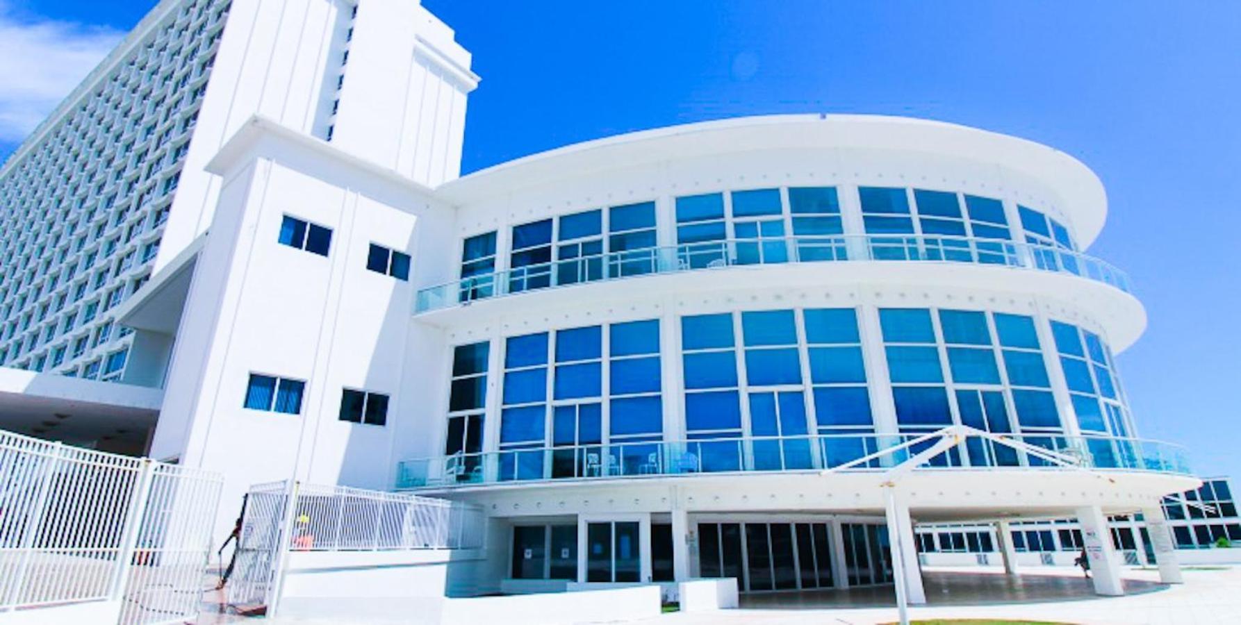 Castle 828 Oceanfront View With Balcony, Pool, Tennis, Beach Access And Free Parking! Miami Beach Esterno foto