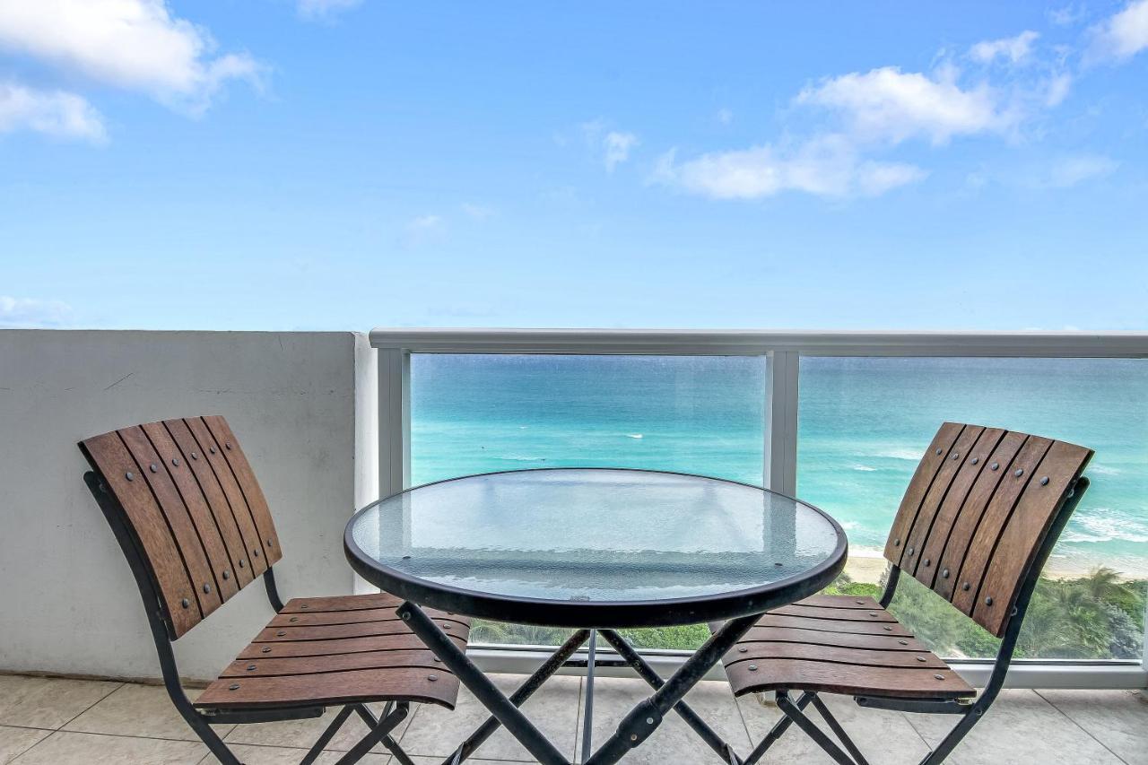 Castle 828 Oceanfront View With Balcony, Pool, Tennis, Beach Access And Free Parking! Miami Beach Esterno foto